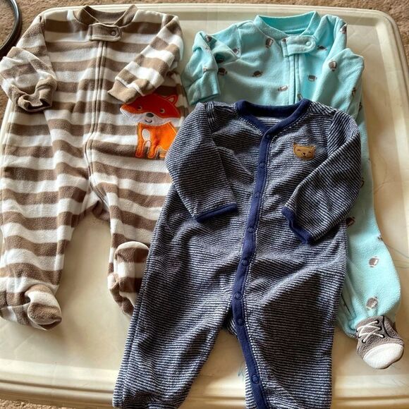 3months Carters Sleepers - Picture 1 of 5